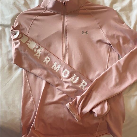 Gently used under armour running top - Picture 2 of 2